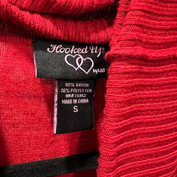 Cowl neck red sweater - Picture 2 of 2